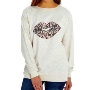 Wildfox Leopard Print Lips Graphic Cream Oversized Crewneck Pullover Sweatshirt‎